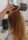 Salon Fryzjerski Antawia - Badanie stanu włosów przy pomocy microcamery